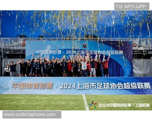 上海足球队团队协作变革引发热议助力球队崛起与发展 上海足球队团队协作变革引发热议助力球队崛起与发展